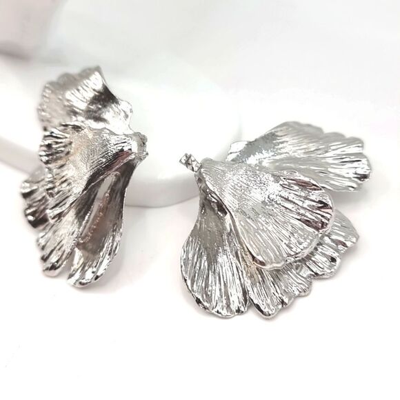 New ZARA GINKO LEAF earrings in silver! - Picture 6 of 12